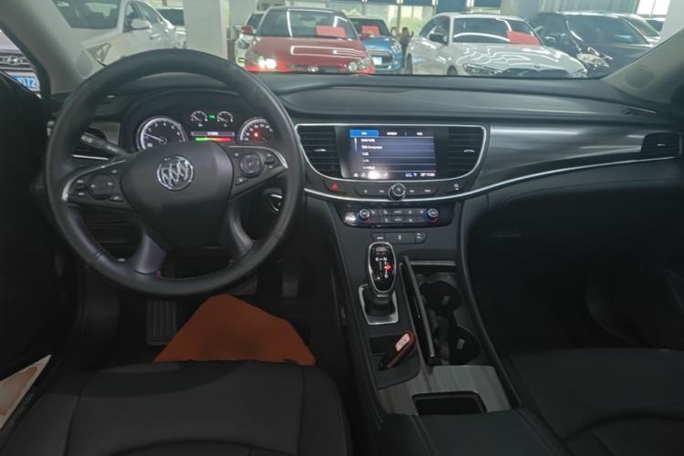 Used Buick LaCrosse 2020 652T Luxury Version Center Console