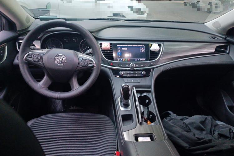 Used Buick LaCrosse 2020 652T Luxury Version Center Console