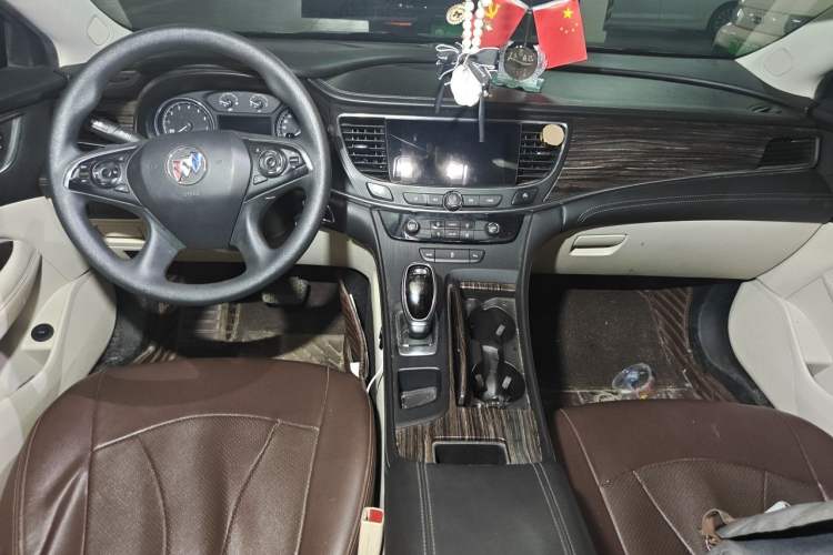 Used Buick LaCrosse 2020 652T Elite Edition Center Console