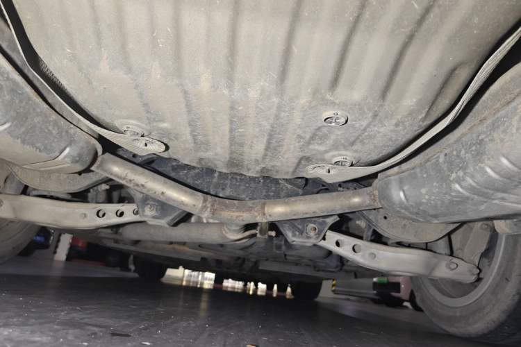 Used Buick LaCrosse 2020 652T Elite Edition Chassis Rear