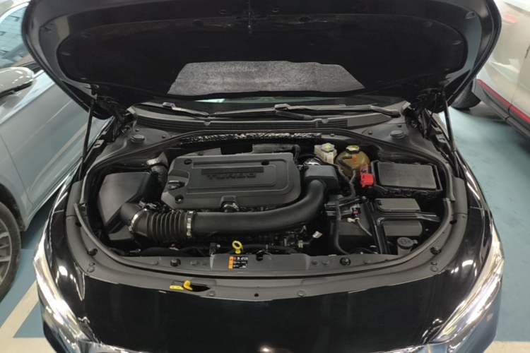 Used Buick LaCrosse 2020 652T Luxury Version Engine Bay