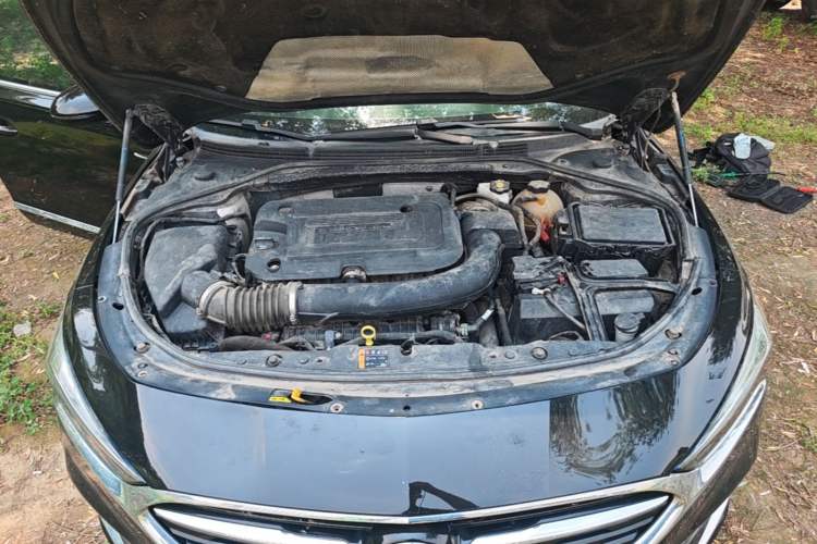Used Buick LaCrosse 2020 652T Luxury Version Engine Bay