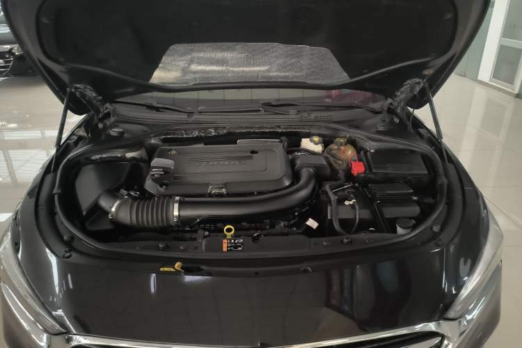 Used Buick LaCrosse 2020 652T Prestige Edition Engine Bay