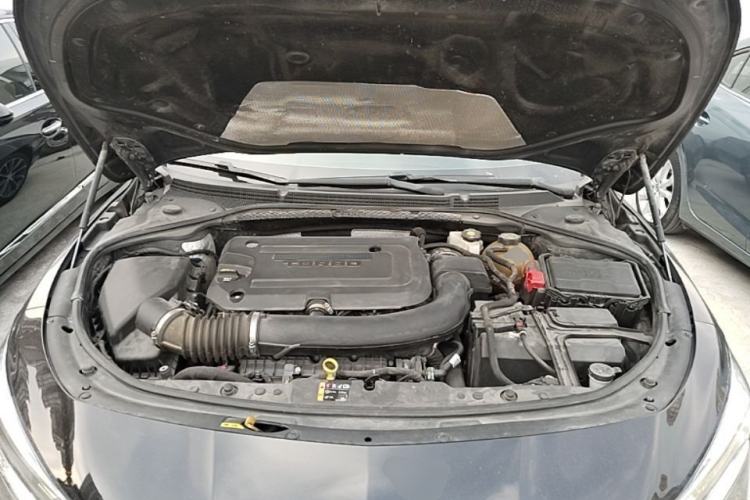 Used Buick LaCrosse 2020 652T Elite Edition Engine Bay