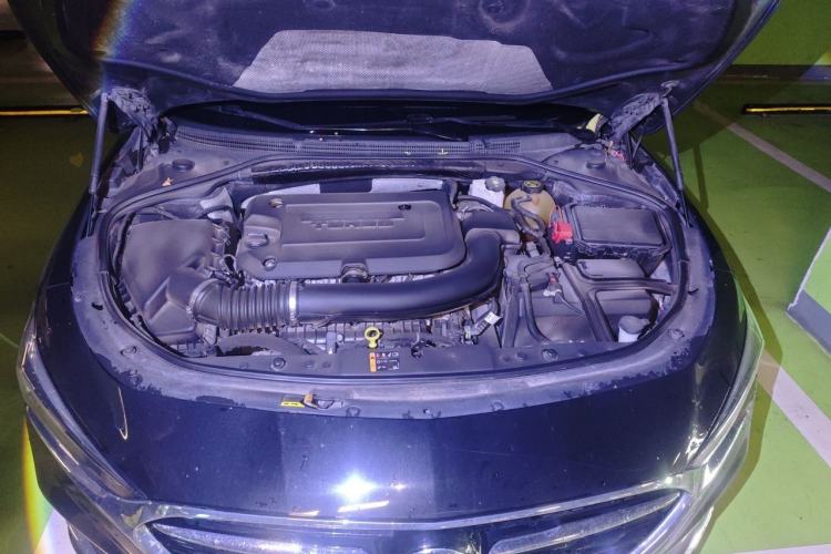 Used Buick LaCrosse 2020 652T Luxury Version Engine Bay