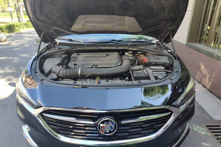 Used Buick LaCrosse 2020 652T Luxury Version Engine Bay