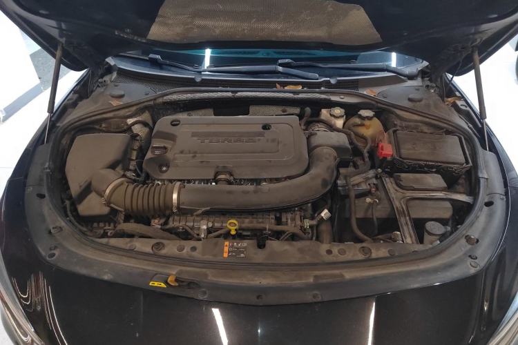 Used Buick LaCrosse 2020 652T Luxury Version Engine Bay