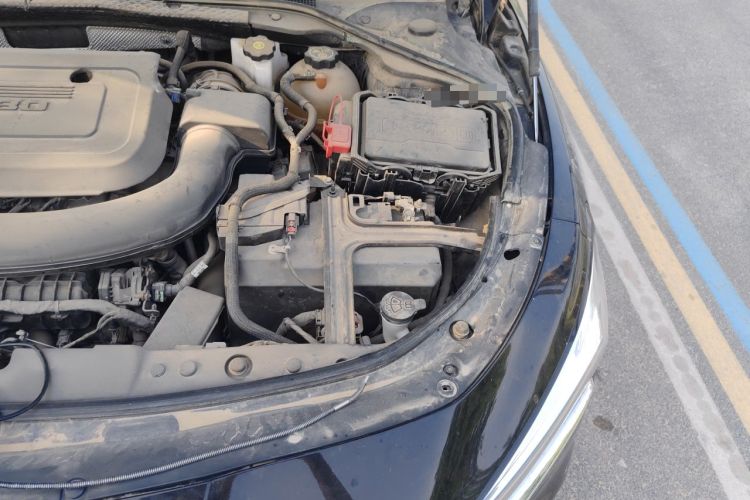 Used Buick LaCrosse 2020 652T Luxury Version Engine Bay Left