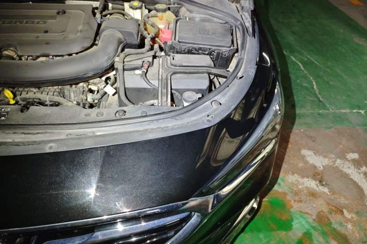 Used Buick LaCrosse 2020 652T Prestige Edition Engine Bay Left