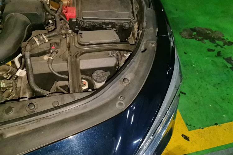 Used Buick LaCrosse 2020 652T Prestige Edition Engine Bay Left