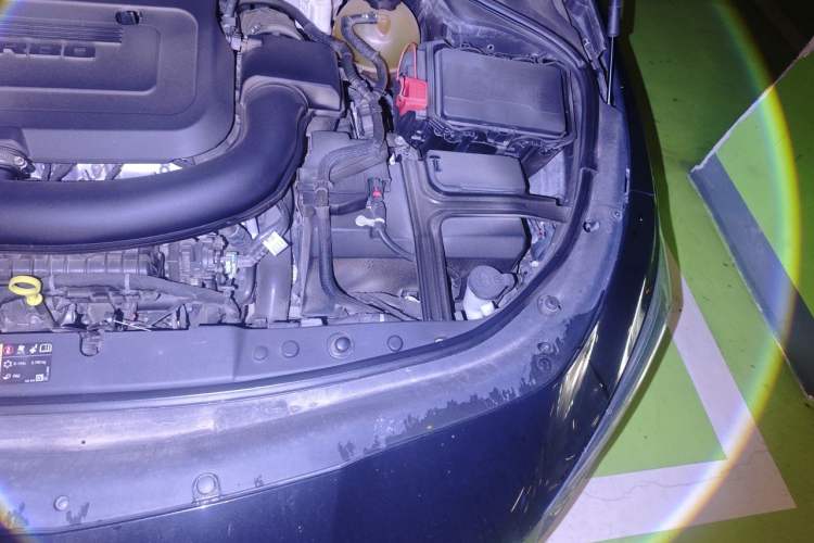 Used Buick LaCrosse 2020 652T Luxury Version Engine Bay Left