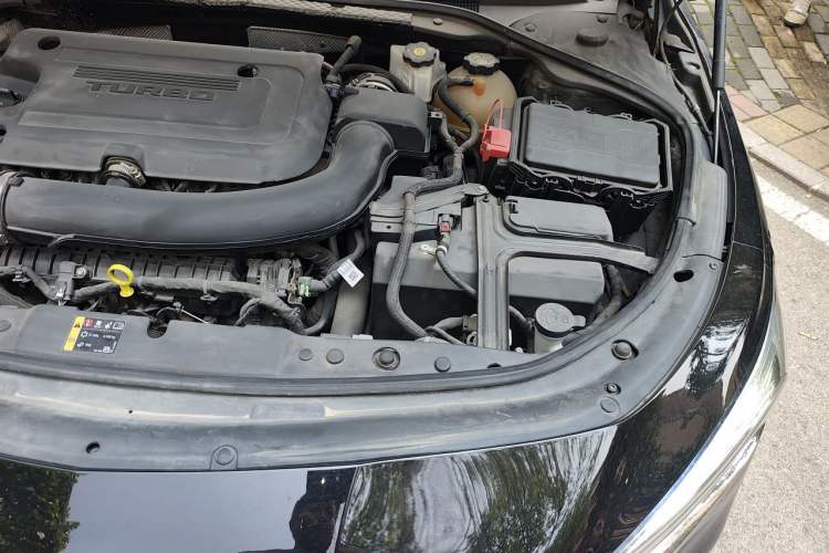 Used Buick LaCrosse 2020 652T Prestige Edition Engine Bay Left