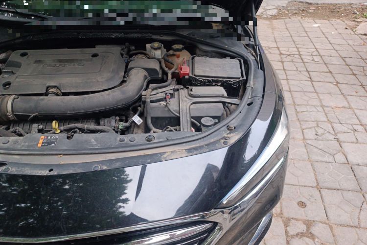 Used Buick LaCrosse 2020 652T Luxury Version Engine Bay Left