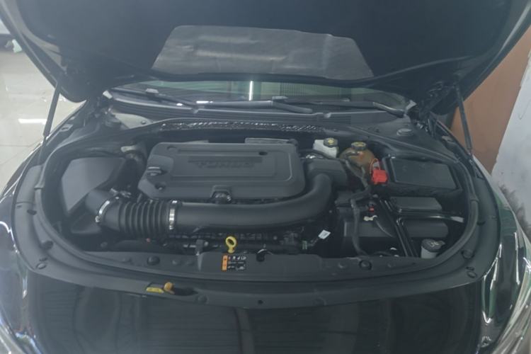 Used Buick LaCrosse 2020 652T Luxury Version Engine Bay
