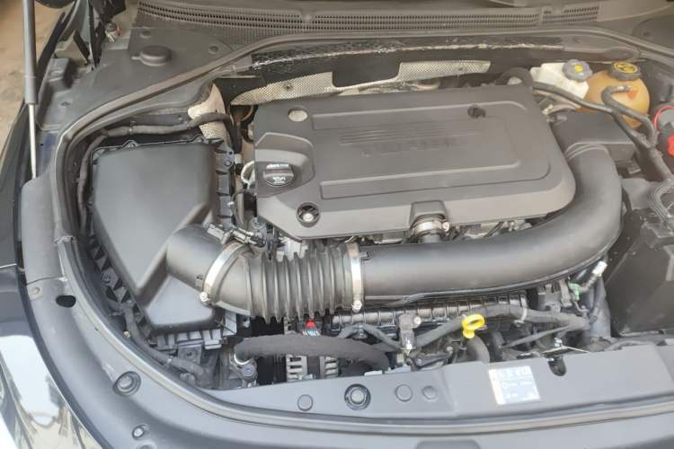 Used Buick LaCrosse 2020 652T Prestige Edition Engine Bay Right