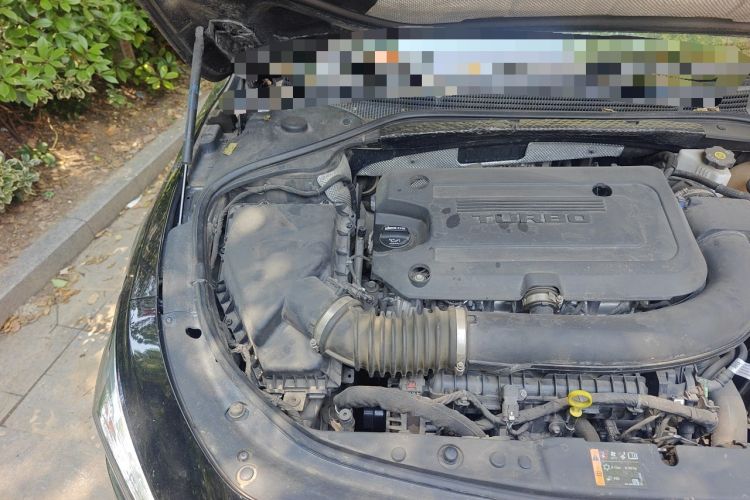 Used Buick LaCrosse 2020 652T Luxury Version Engine Bay Right