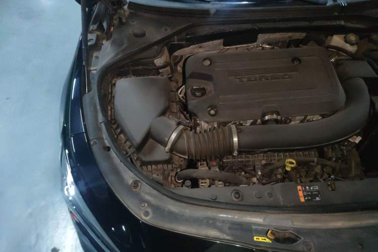 Used Buick LaCrosse 2020 652T Luxury Version Engine Bay Right