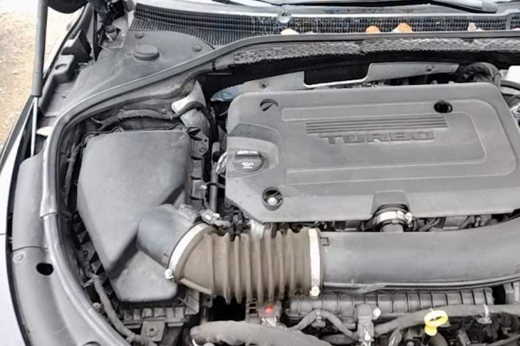 Used Buick LaCrosse 2020 652T Luxury Version Engine Bay Right