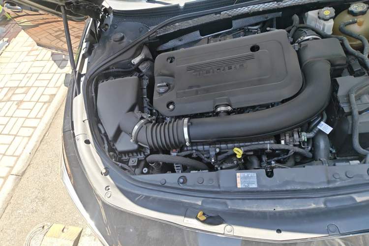Used Buick LaCrosse 2020 652T Luxury Version Engine Bay Right