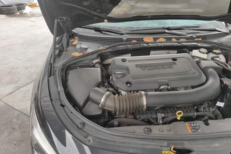 Used Buick LaCrosse 2020 652T Luxury Version Engine Bay Right