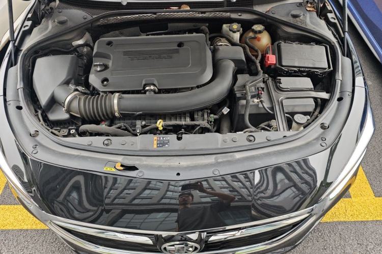 Used Buick LaCrosse 2020 652T Luxury Version Engine Bay
