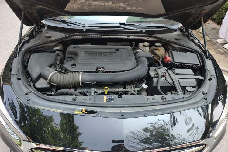 Used Buick LaCrosse 2020 652T Prestige Edition Engine Bay