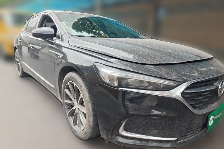 Used Buick LaCrosse 2020 652T Luxury Version Front Right 45 Deg
