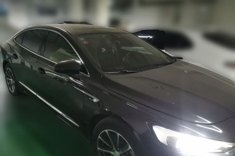 Used Buick LaCrosse 2020 652T Luxury Version Front Right 45 Deg