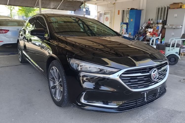 Used Buick LaCrosse 2020 652T Luxury Version Front Right 45 Deg