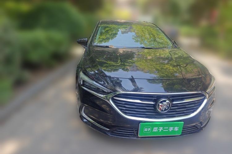 Used Buick LaCrosse 2020 652T Luxury Version Front Right 45 Deg