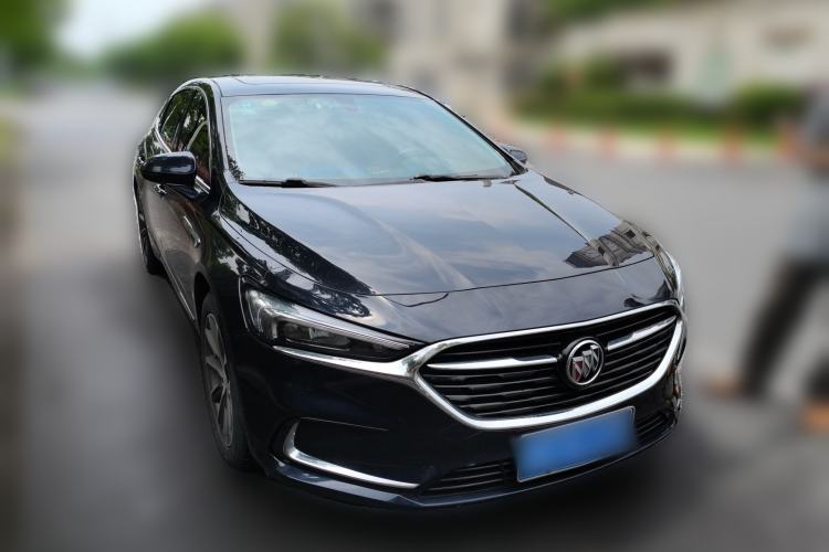 Used Buick LaCrosse 2020 652T Luxury Version Front Right 45 Deg