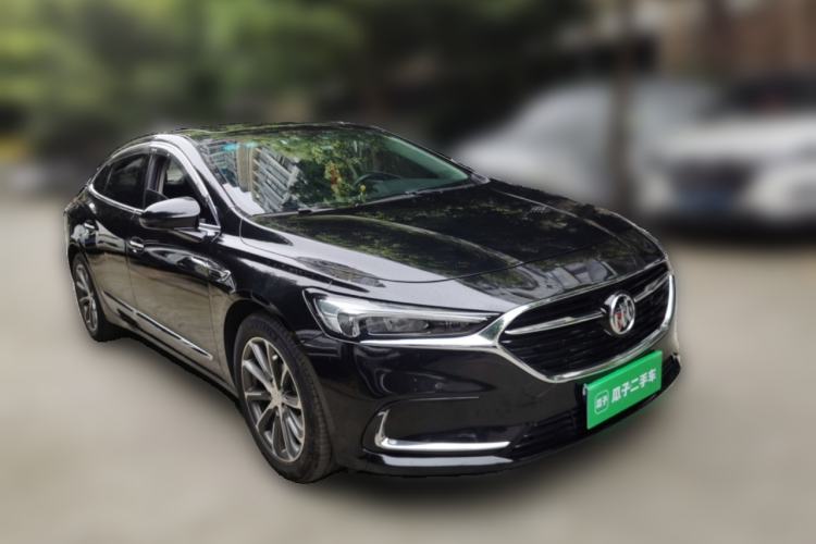 Used Buick LaCrosse 2020 652T Luxury Version Front Right 45 Deg