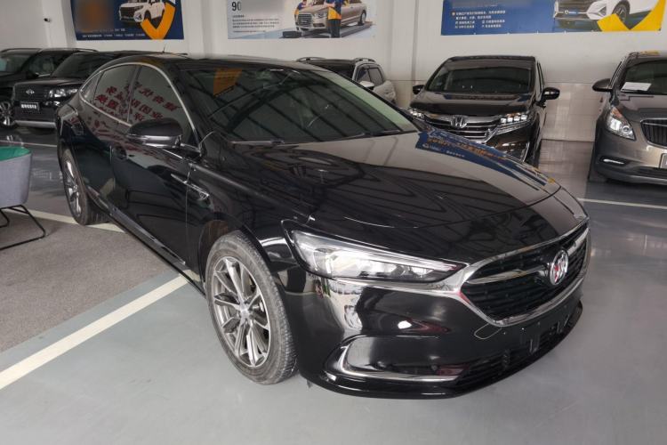 Used Buick LaCrosse 2020 652T Luxury Version Front Right 45 Deg