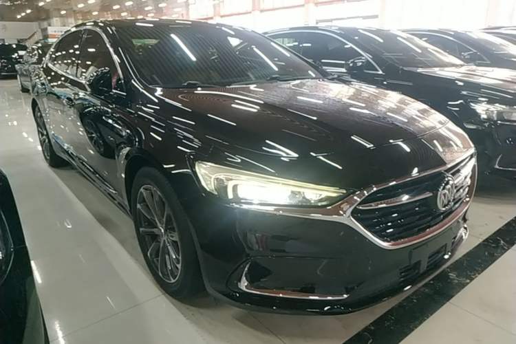 Used Buick LaCrosse 2020 652T Prestige Edition Front Right 45 Deg