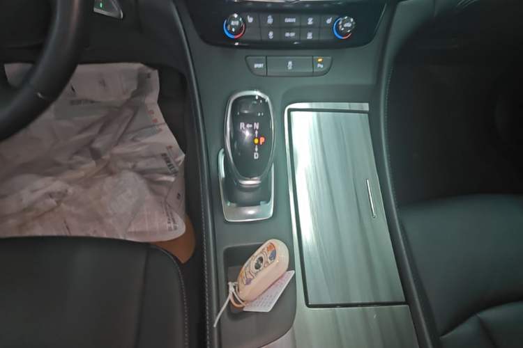 Used Buick LaCrosse 2020 652T Luxury Version Gear Lever