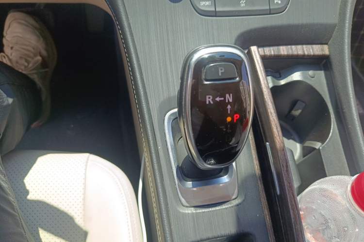 Used Buick LaCrosse 2020 652T Elite Edition Gear Lever