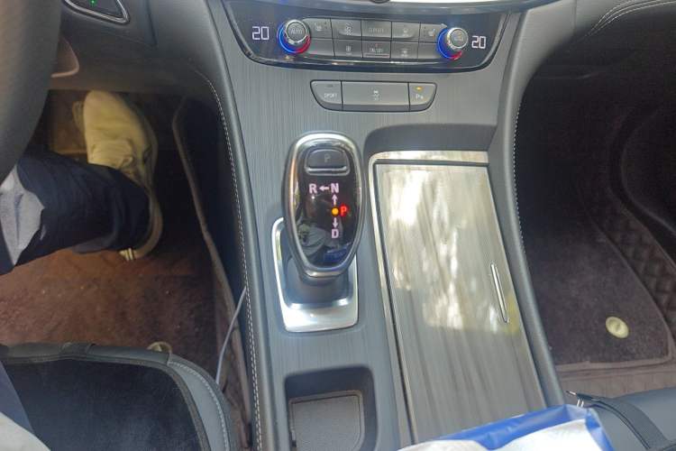 Used Buick LaCrosse 2020 652T Luxury Version Gear Lever