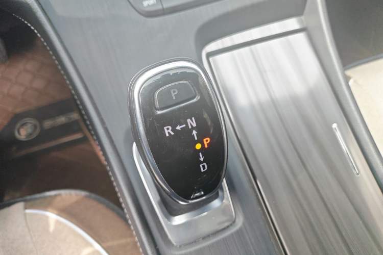 Used Buick LaCrosse 2020 652T Luxury Version Gear Lever