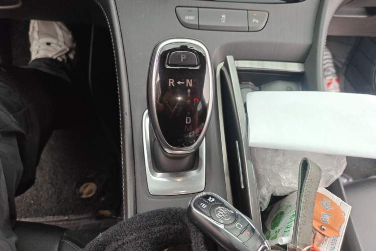 Used Buick LaCrosse 2020 652T Luxury Version Gear Lever
