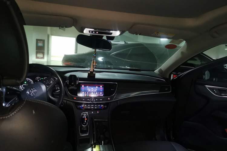 Used Buick LaCrosse 2020 652T Luxury Version Headliner