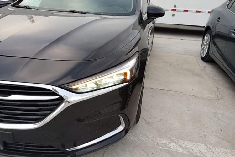 Used Buick LaCrosse 2020 652T Elite Edition Left Front Headlight