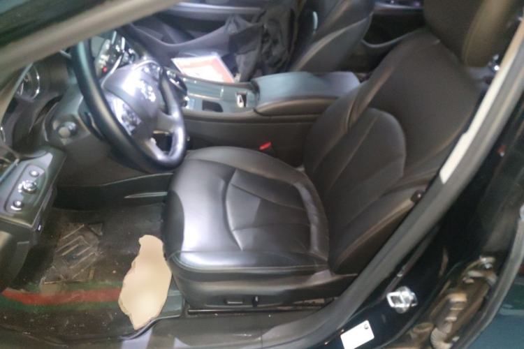 Used Buick LaCrosse 2020 652T Luxury Version Left Front Seat