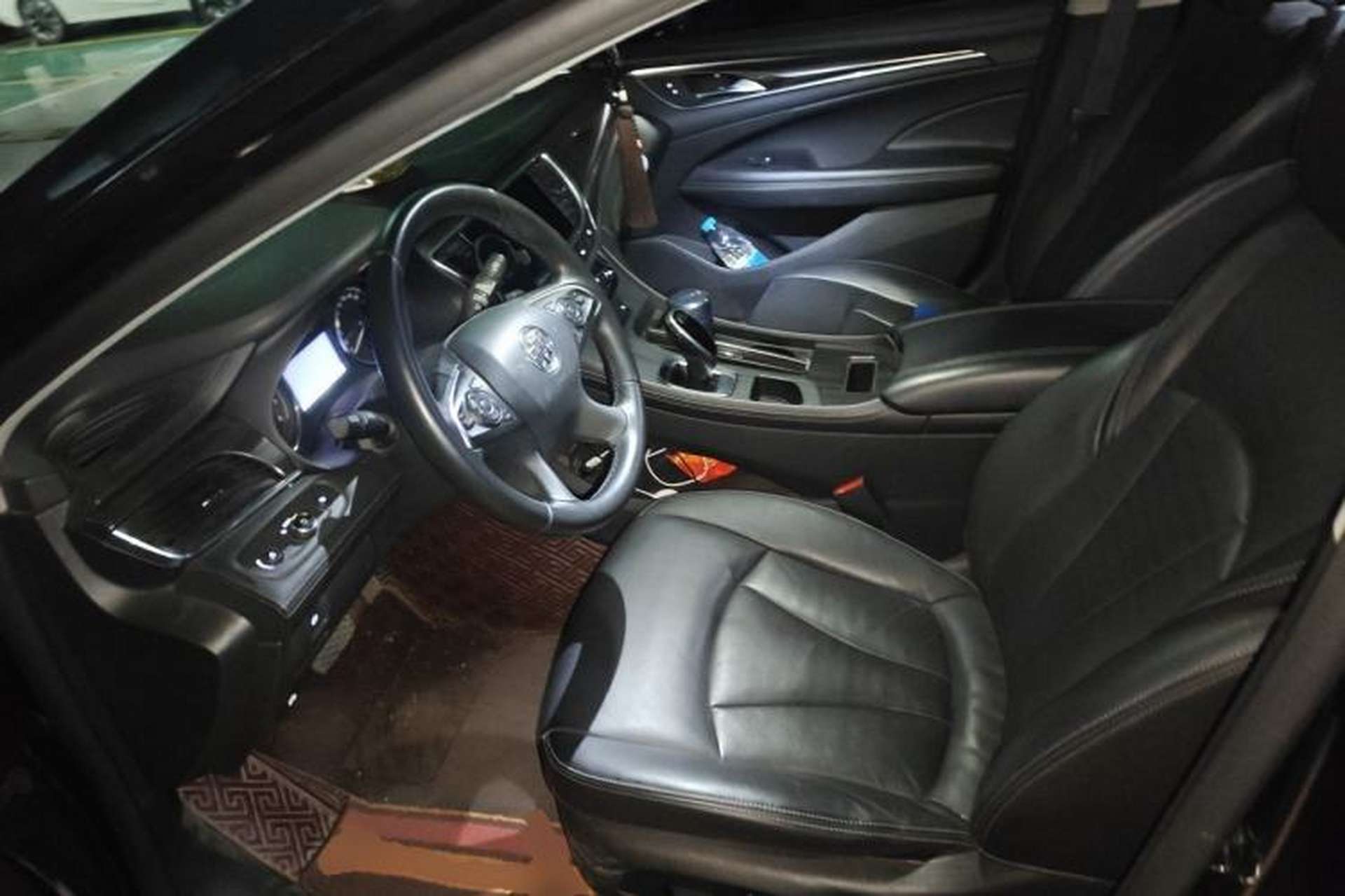 Used Buick LaCrosse 2020 652T Luxury Version Left Front Seat
