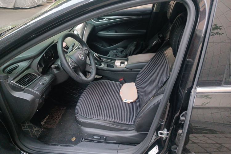 Used Buick LaCrosse 2020 652T Luxury Version Left Front Seat