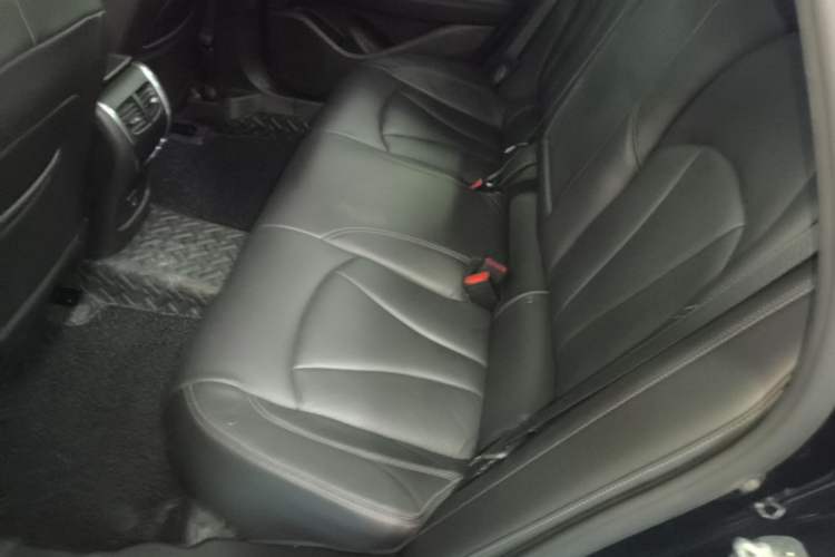 Used Buick LaCrosse 2020 652T Luxury Version Left Rear Seat