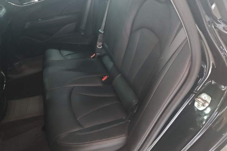 Used Buick LaCrosse 2020 652T Luxury Version Left Rear Seat