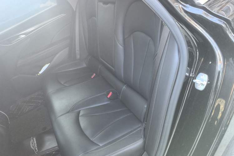 Used Buick LaCrosse 2020 652T Luxury Version Left Rear Seat