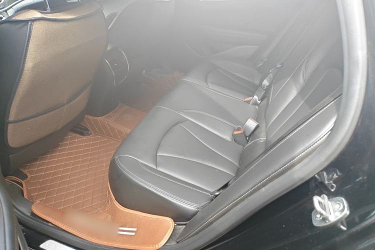 Used Buick LaCrosse 2020 652T Luxury Version Left Rear Seat