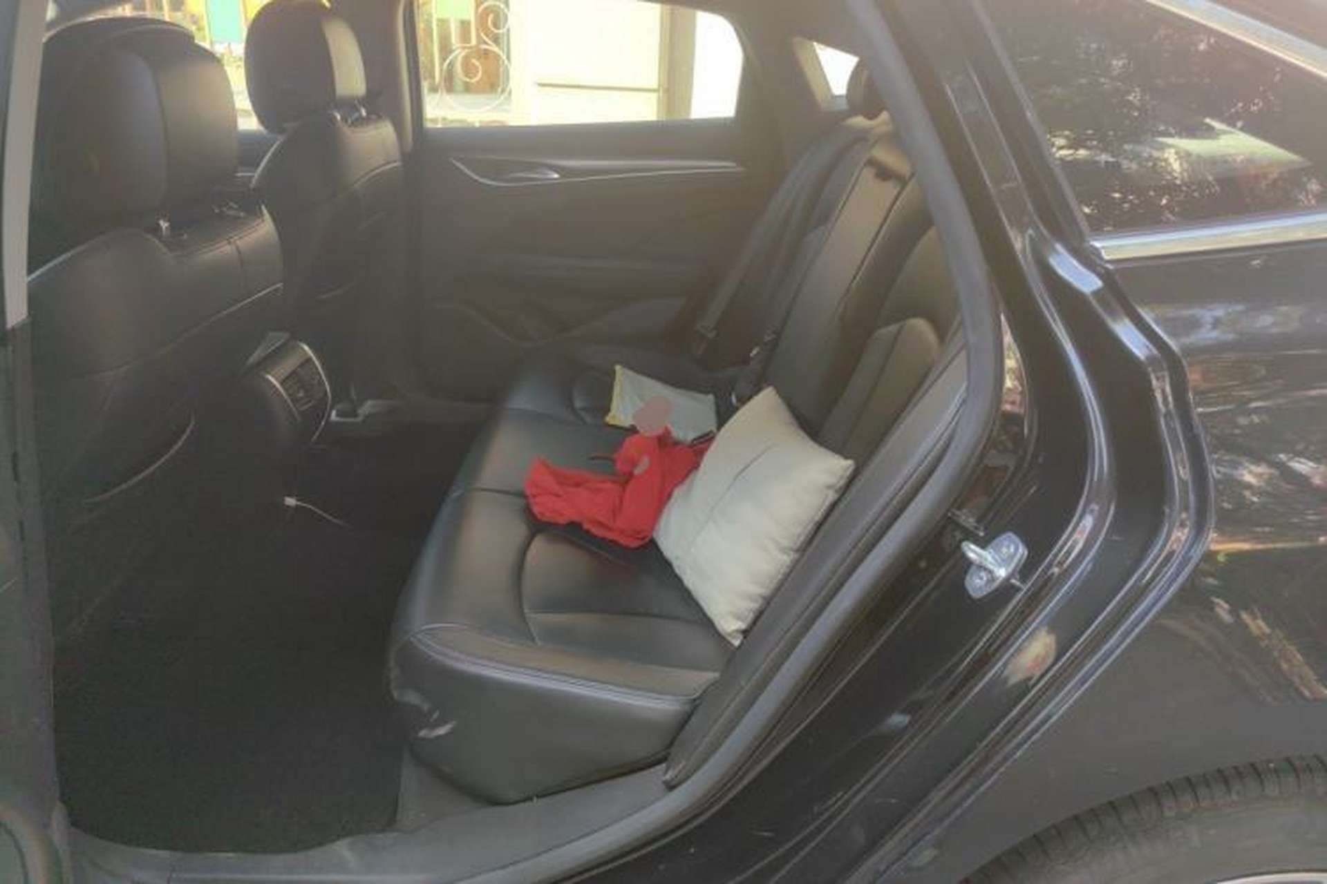 Used Buick LaCrosse 2020 652T Luxury Version Left Rear Seat