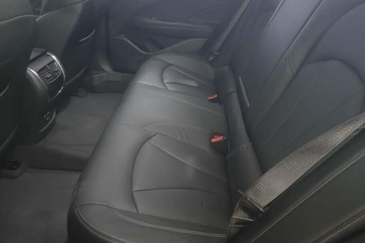 Used Buick LaCrosse 2020 652T Luxury Version Left Rear Seat